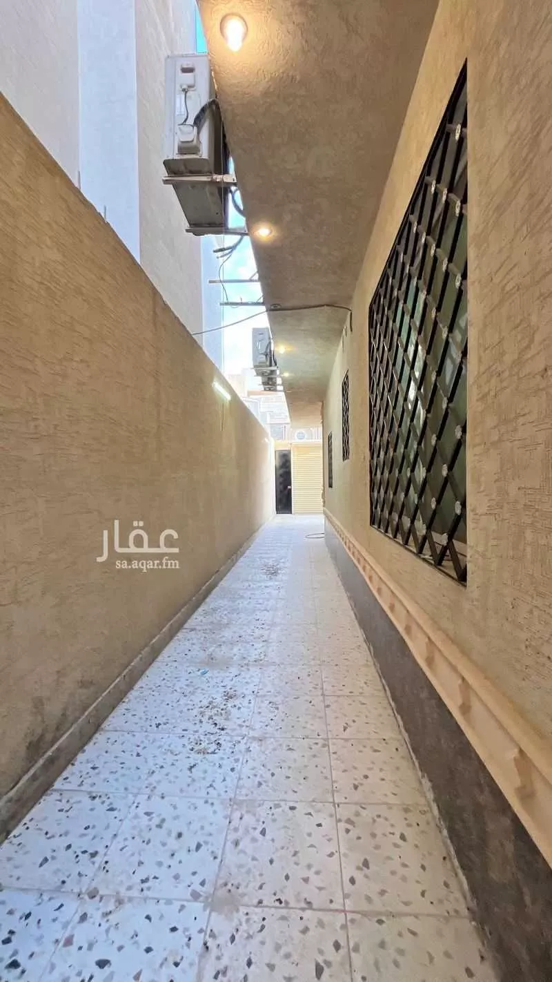 فيلا 12 غرف في الرمال 16