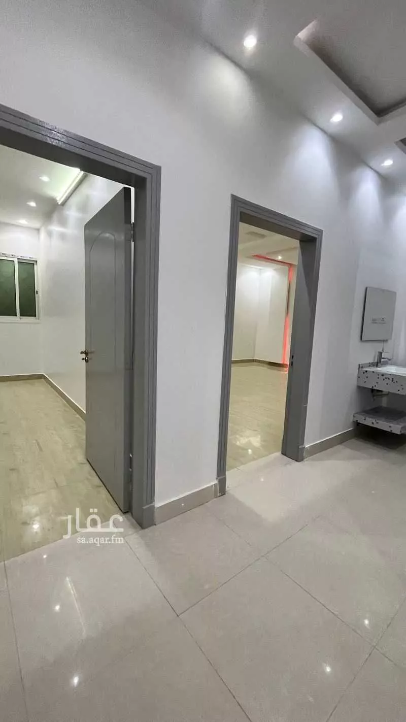 فيلا 12 غرف في الرمال 18