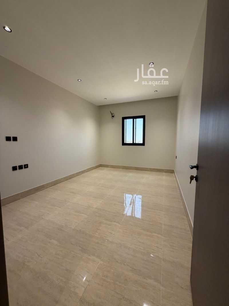 4 bedroom apartment in Ash Shulah, Eastern Province 12