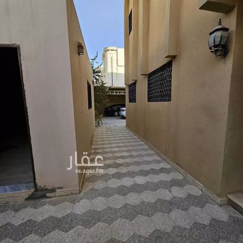12 bedroom villa in Dhahrat Al Badiah, Riyadh 4