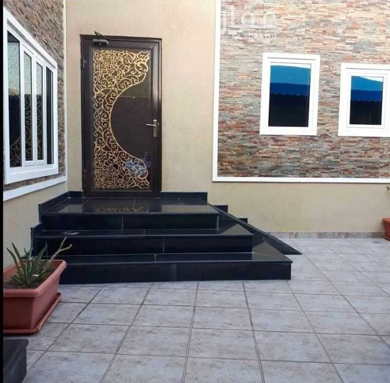 2 bedroom apartment in Dahiat King Fahd, Eastern Province 3