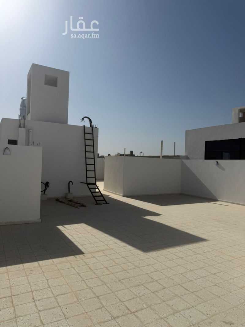 5 bedroom apartment in Al Hadra, Madinah 9