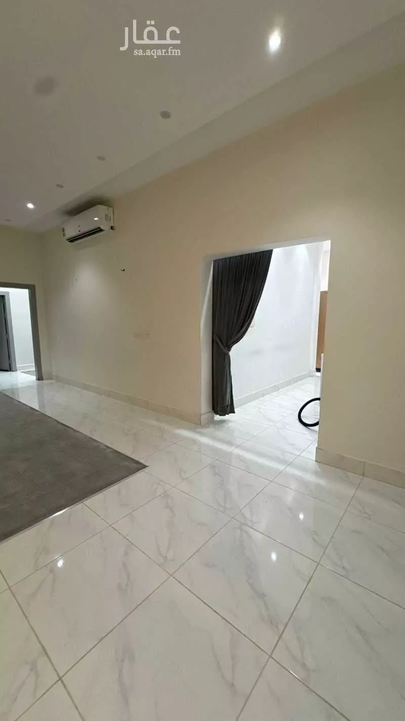 9 bedroom apartment in Ash Sharq 5