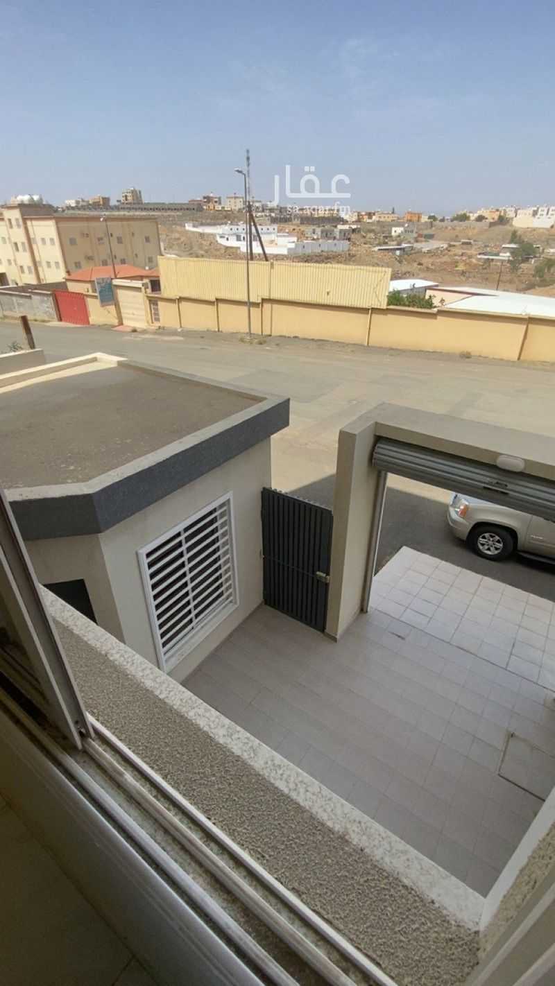 فيلا 3 غرف في الربيع، خميس مشيط 18