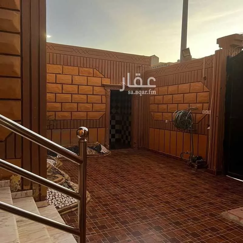6 bedroom villa in Al Shifa 2