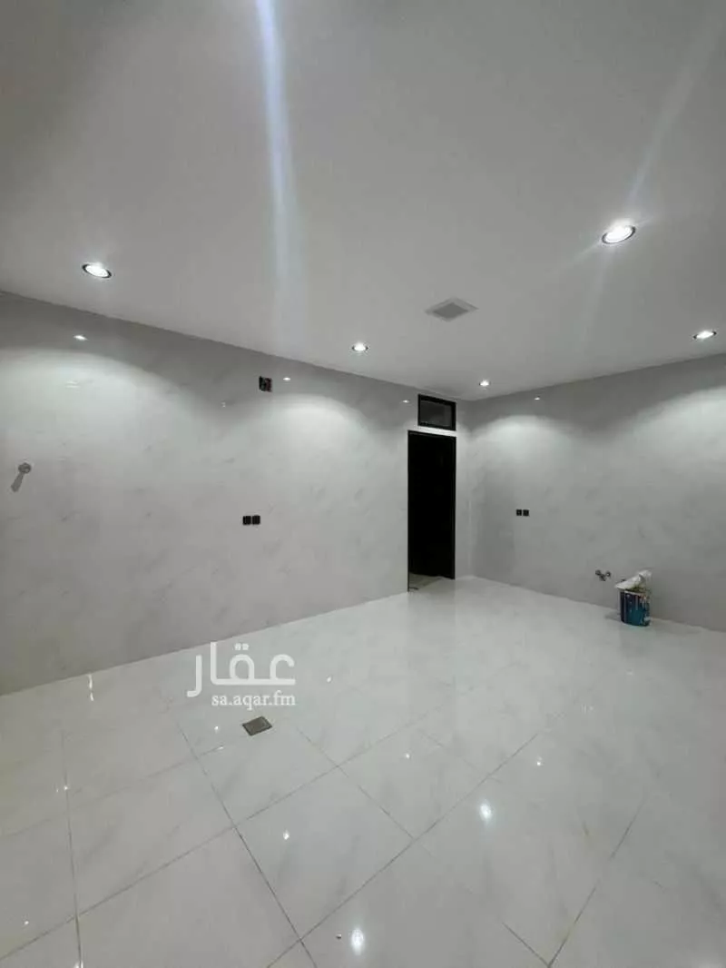 فيلا 6 غرف في السعادة 10