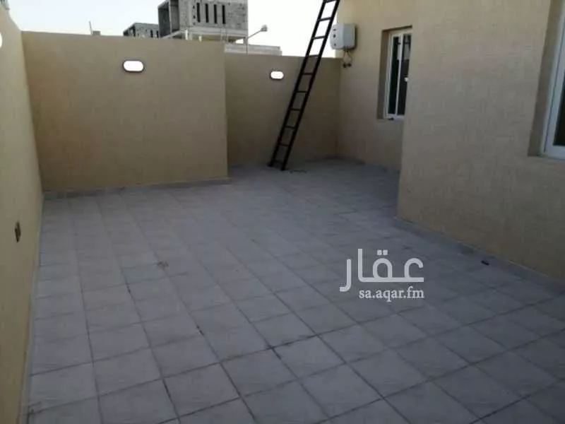 فيلا 4 غرف في العارض 6