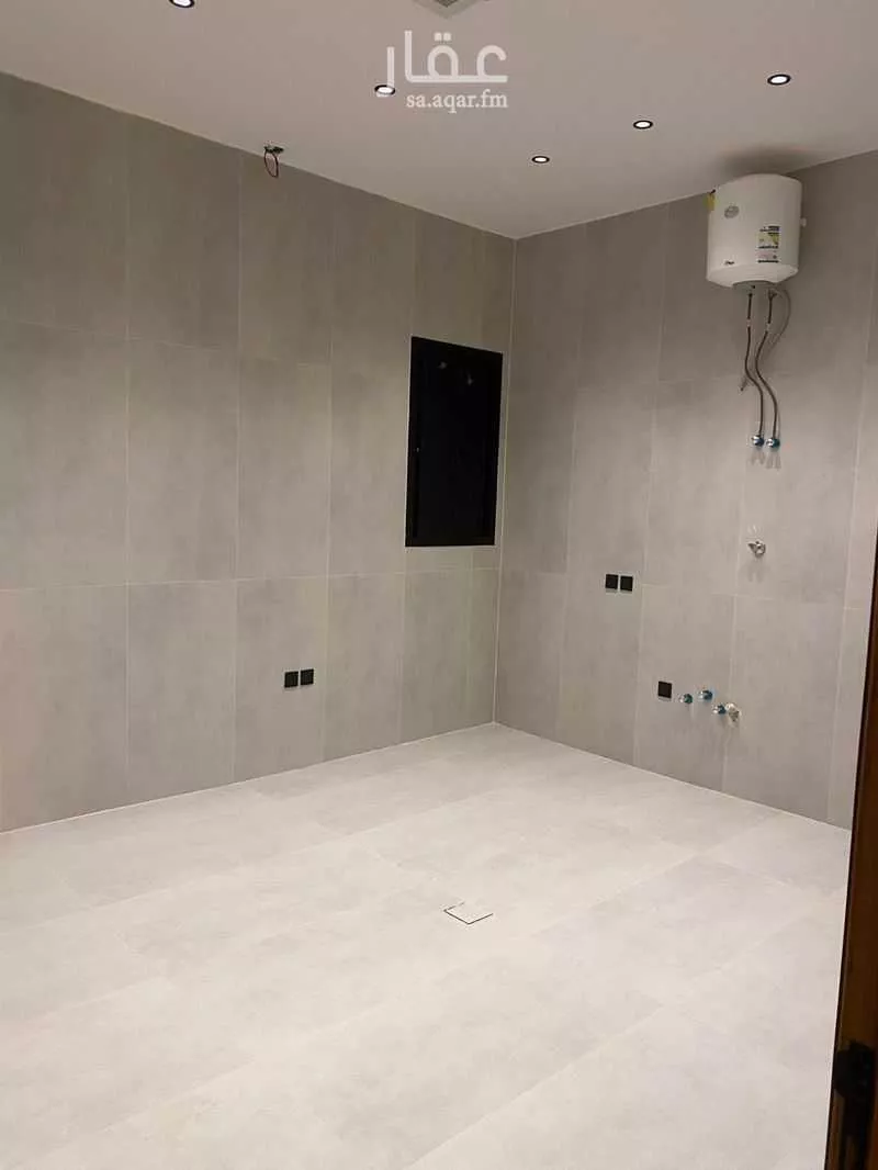 6 bedroom villa in Al Mahdiyyah 2