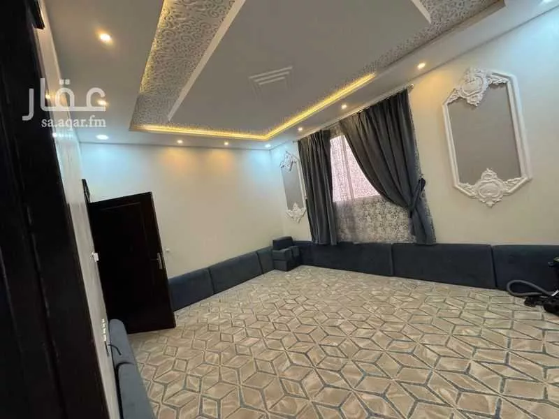 شقة 13 غرف في طويق 7