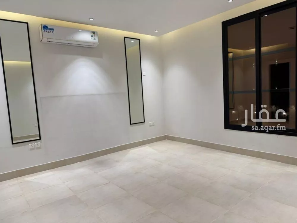 3 bedroom apartment in Al Yasmin 6