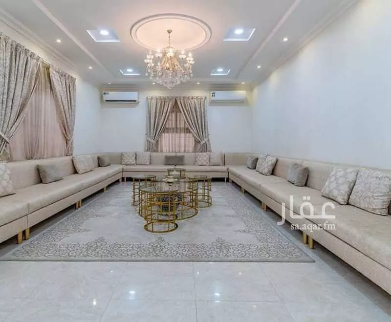 5 bedroom villa in Irqah, Riyadh 8
