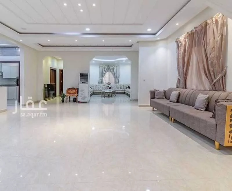 5 bedroom villa in Irqah, Riyadh 10
