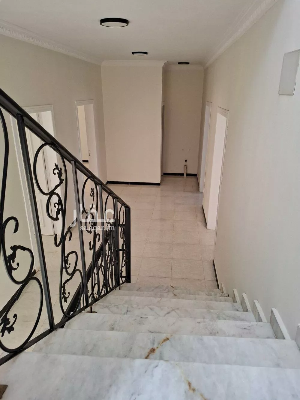 5 bedroom villa in Ad Dar Al Baida 13