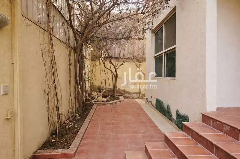 6 bedroom villa in Al Olaya 5