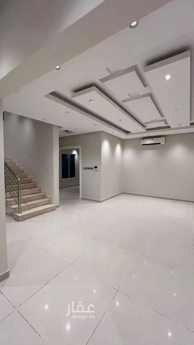 6 bedroom villa in Al Aridh 7