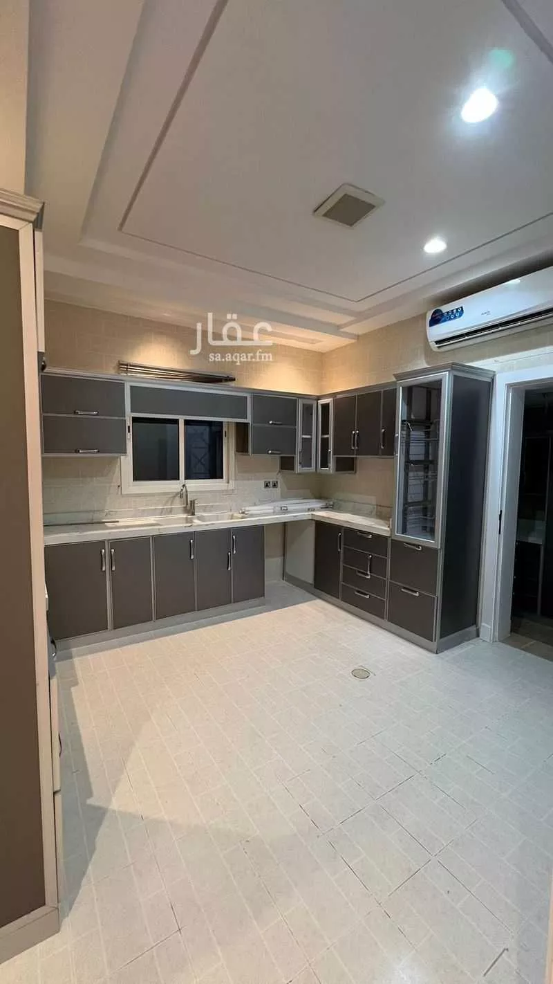 6 bedroom villa in Al Aridh 10