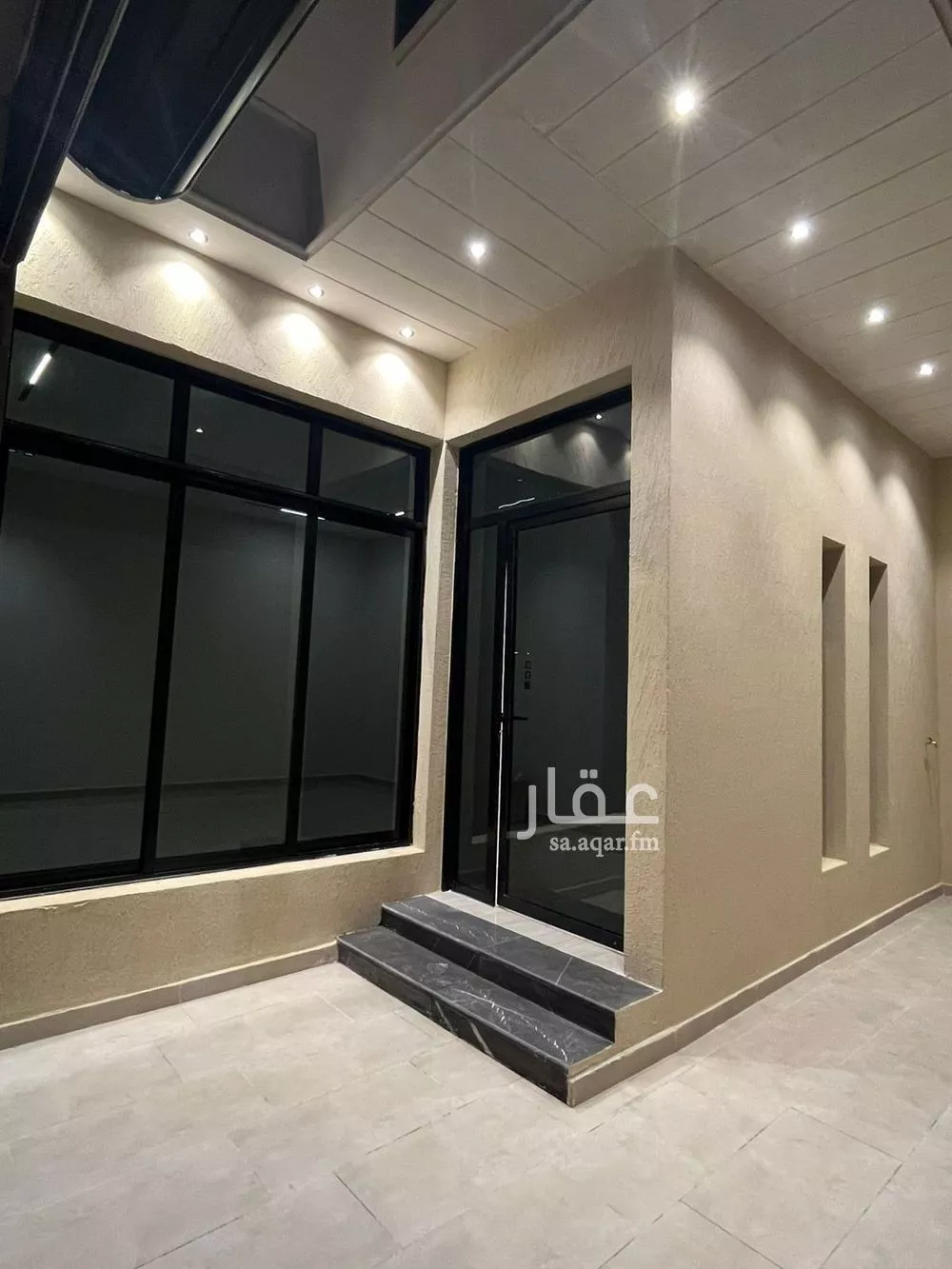 6 bedroom apartment in Al Rimal 8