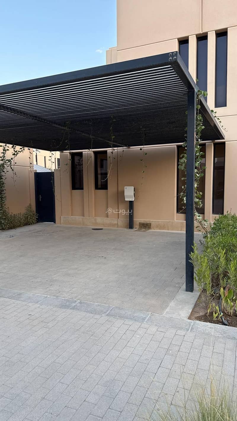 6 bedroom villa in Sidrah, Riyadh 3