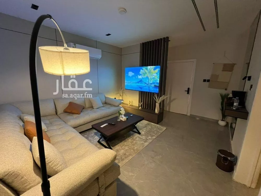 3 bedroom apartment in Al Malqa 12