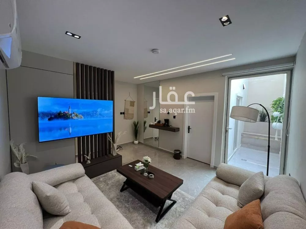 3 bedroom apartment in Al Malqa 16