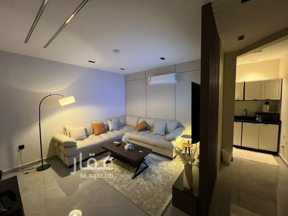 3 bedroom apartment in Al Malqa 7