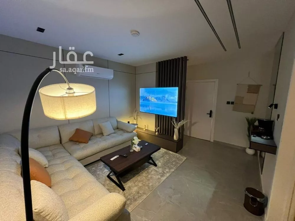 3 bedroom apartment in Al Malqa 9