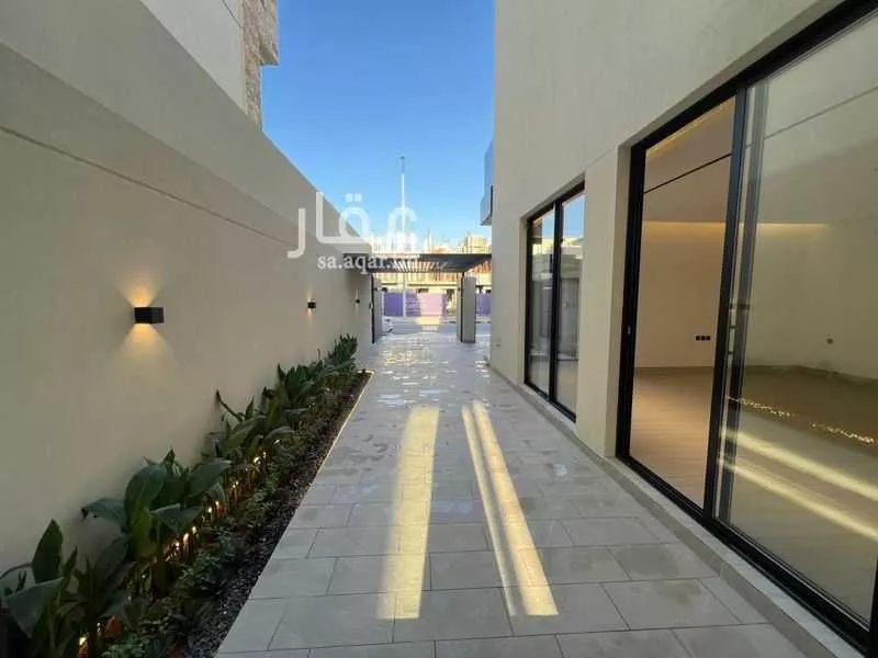 6 bedroom villa in Al Narjis 3