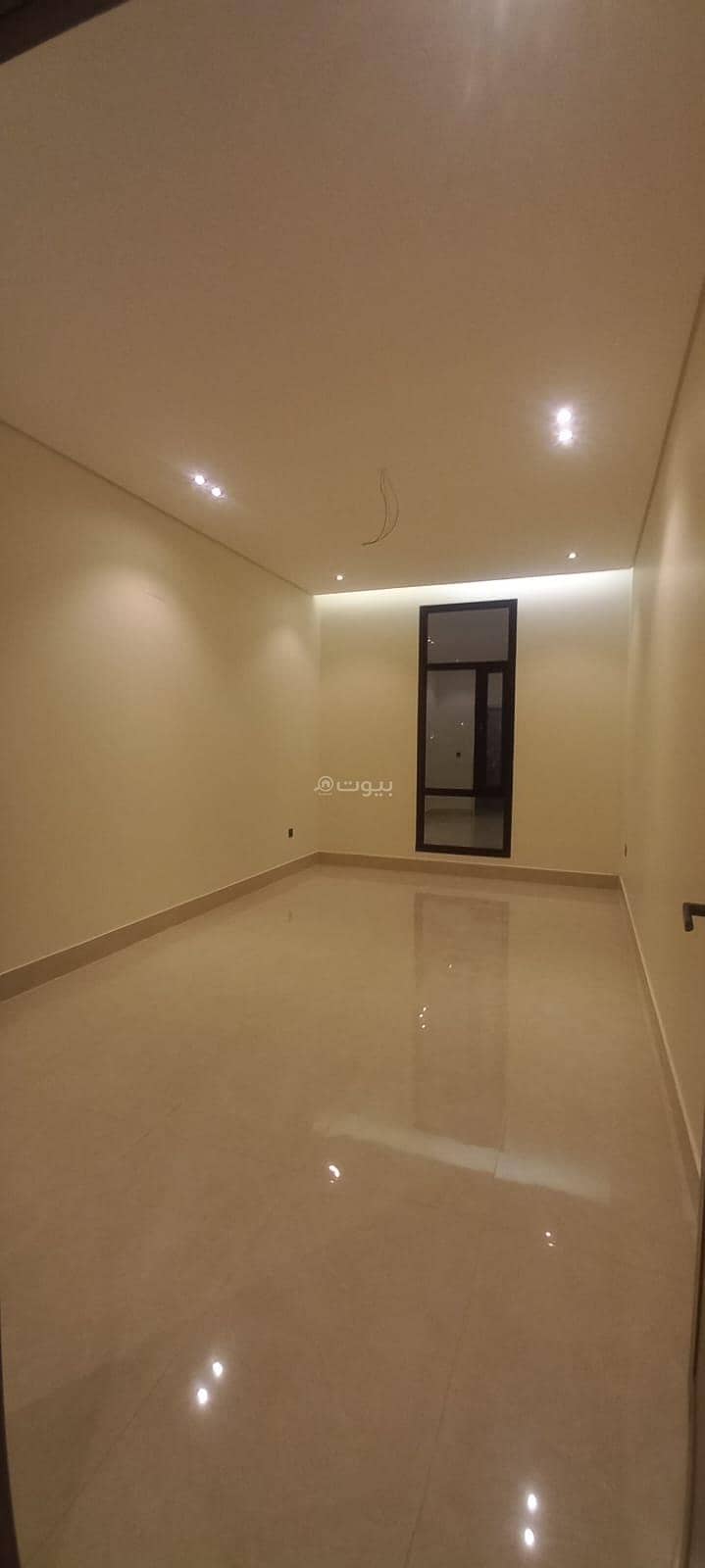 5 bedroom villa in Ash Sharq, Eastern Province 10