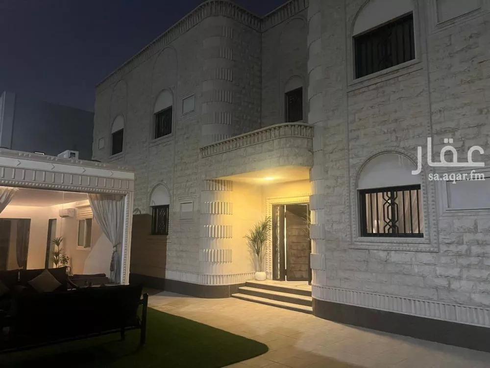 7 bedroom villa in Al Rawdah 2