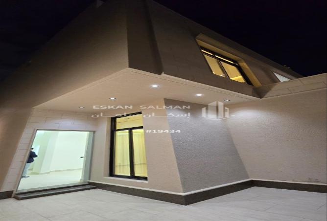 شقة 7 غرف في Al Khalij 3