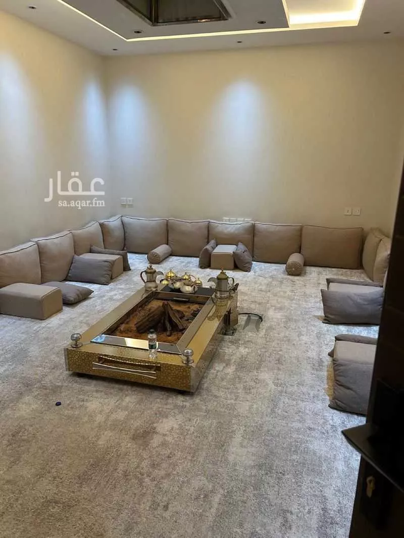 5 bedroom villa in Al Narjis 2
