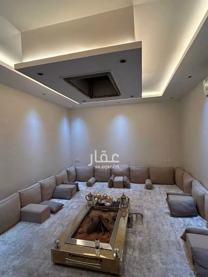 5 bedroom villa in Al Narjis 3