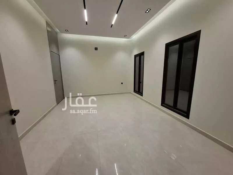 فيلا 17 غرف في الشرق 17