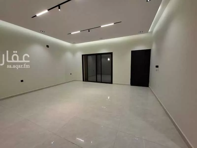 فيلا 17 غرف في الشرق 6