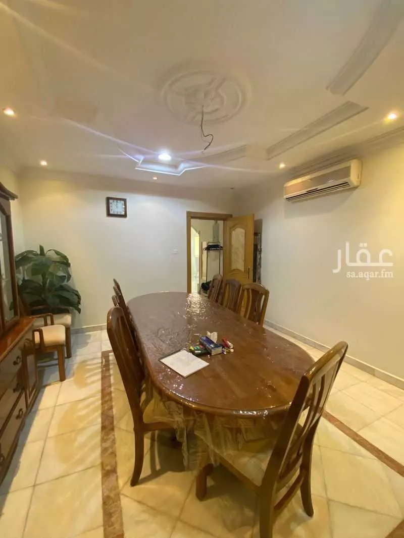 10 bedroom villa in Al Falah 6