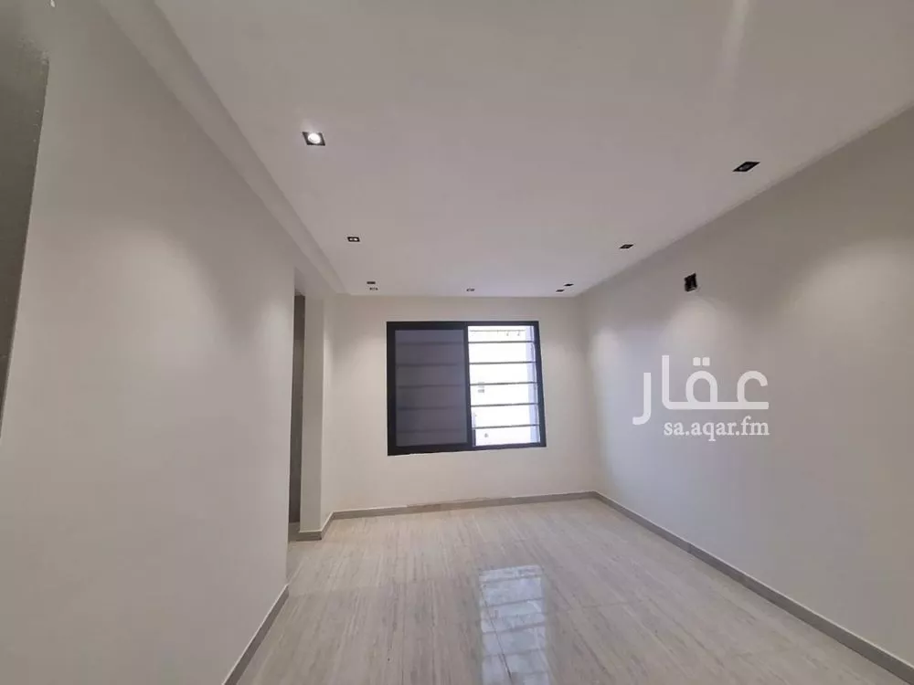 فيلا 6 غرف في طويق 7