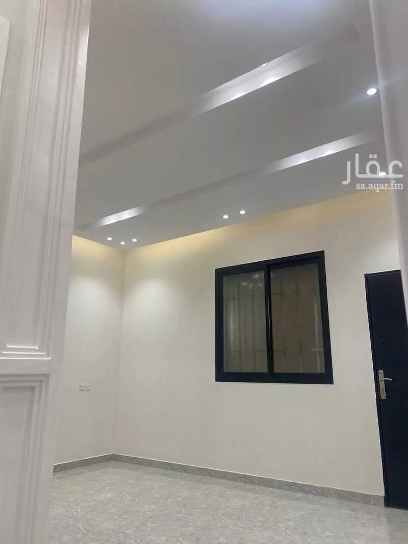 فيلا 4 غرف في الغنامية 5