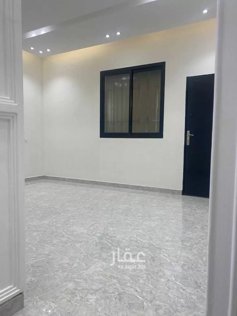 فيلا 4 غرف في الغنامية 8