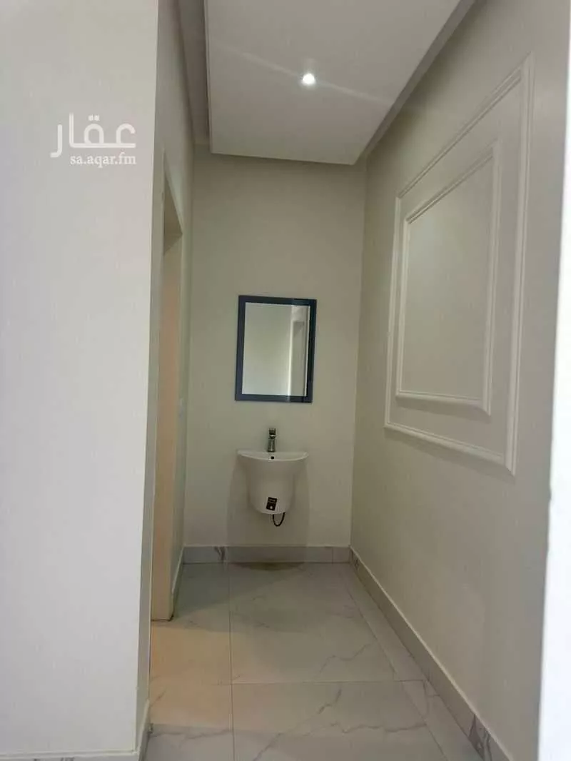 شقة 11 غرف في العارض 10