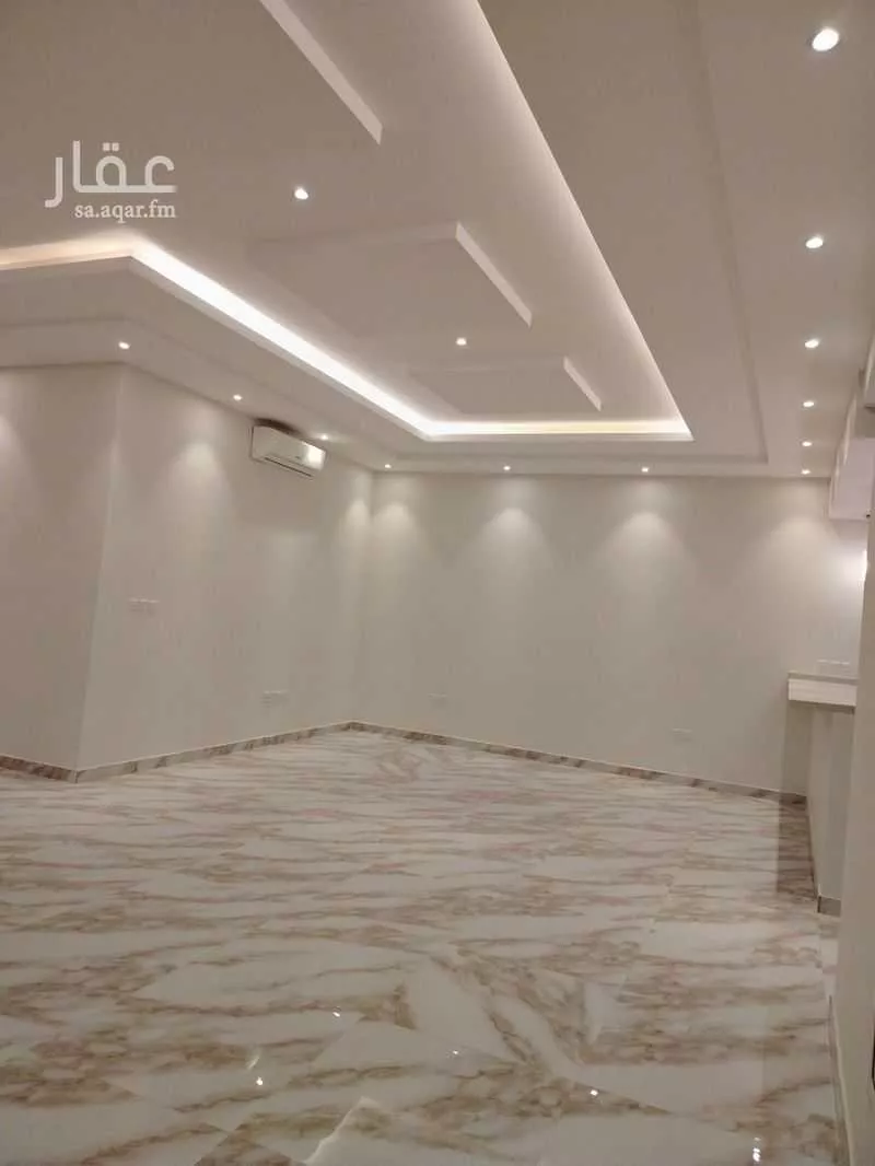 فيلا 7 غرف في العارض 19