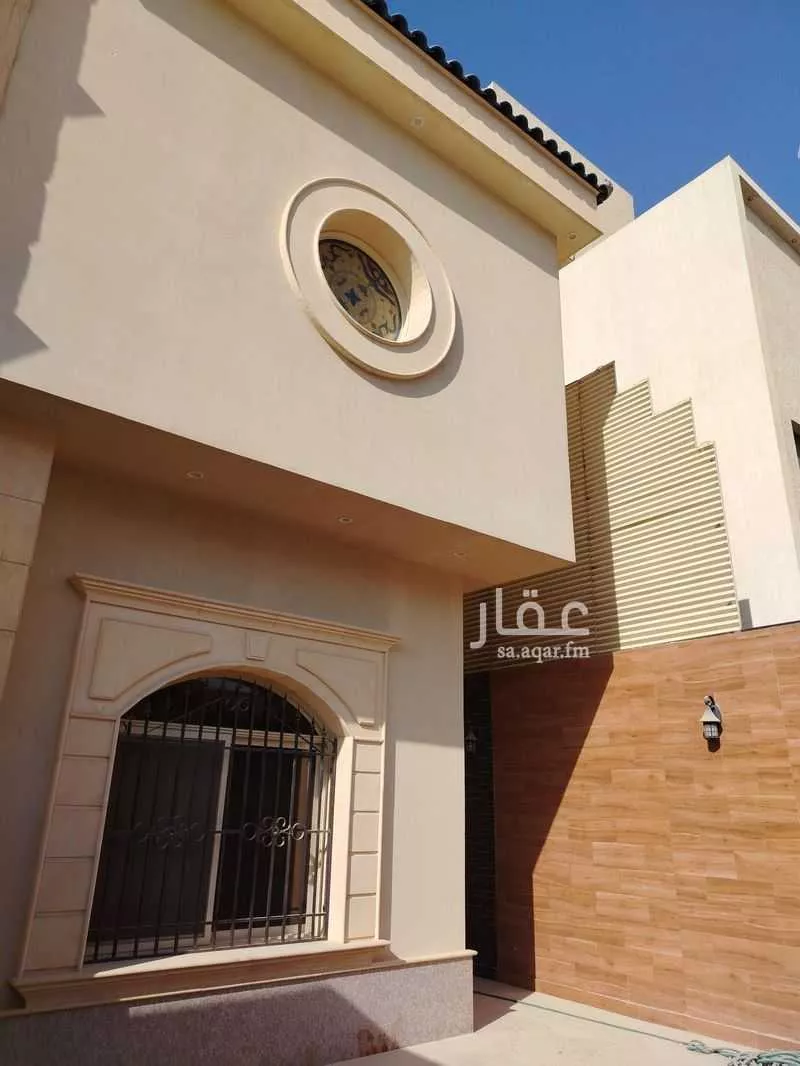 فيلا 7 غرف في العارض 20