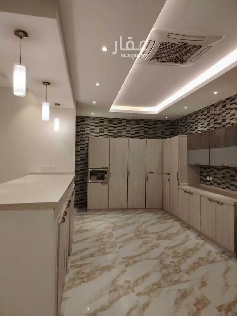 فيلا 7 غرف في العارض 23