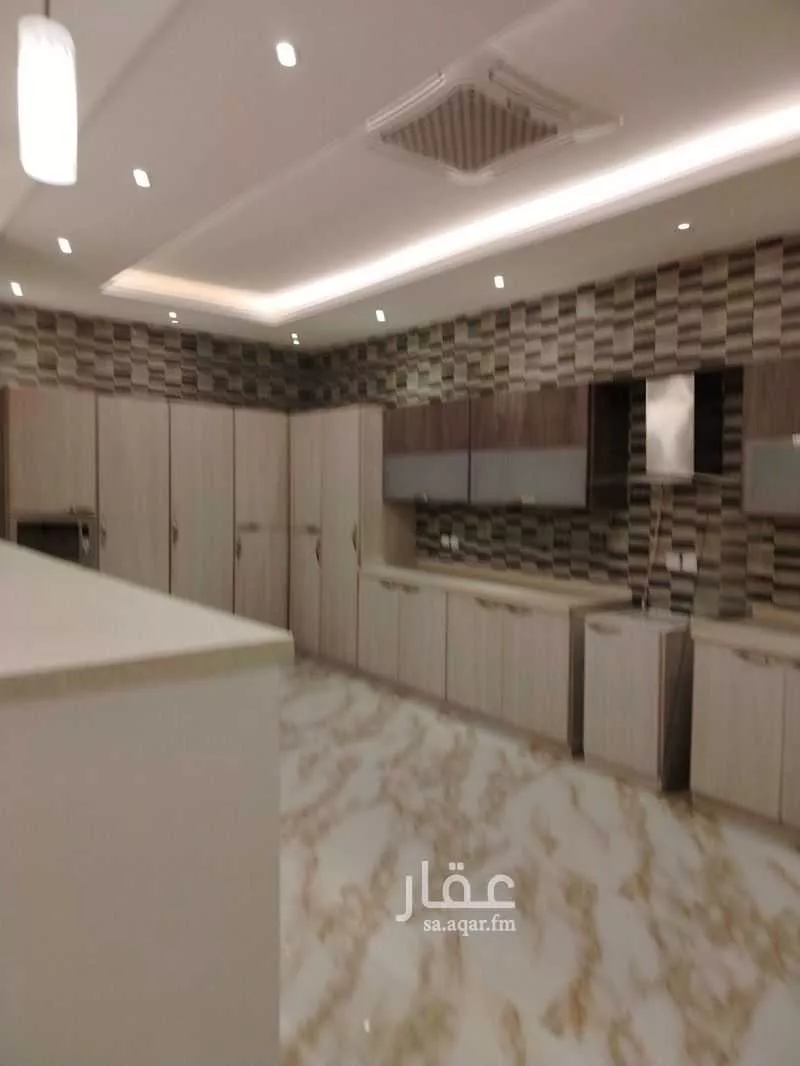 فيلا 7 غرف في العارض 25