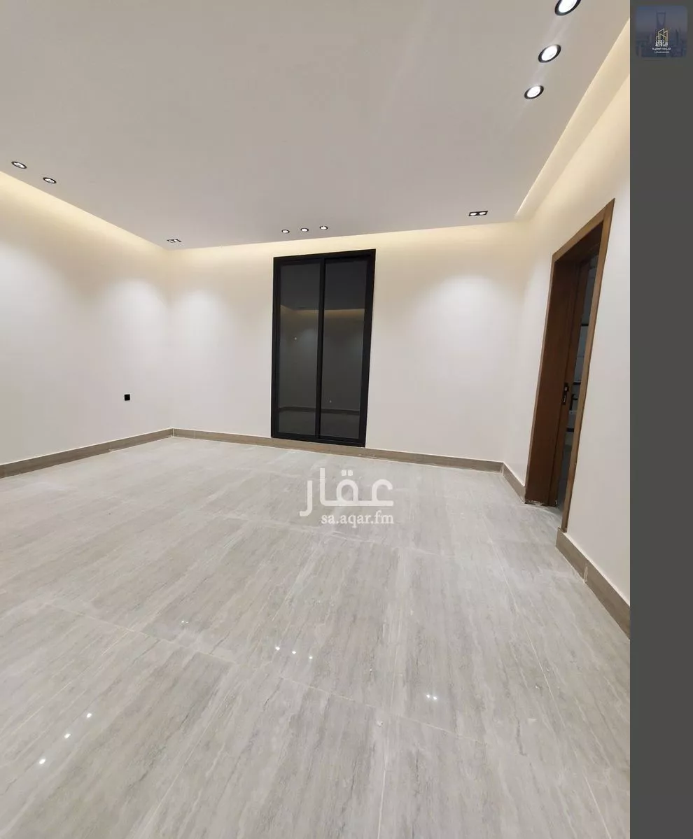 6 bedroom villa in Al Janadriyah 2