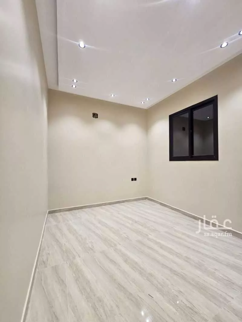 5 bedroom villa in Al Uraija Al Gharbiyah 16