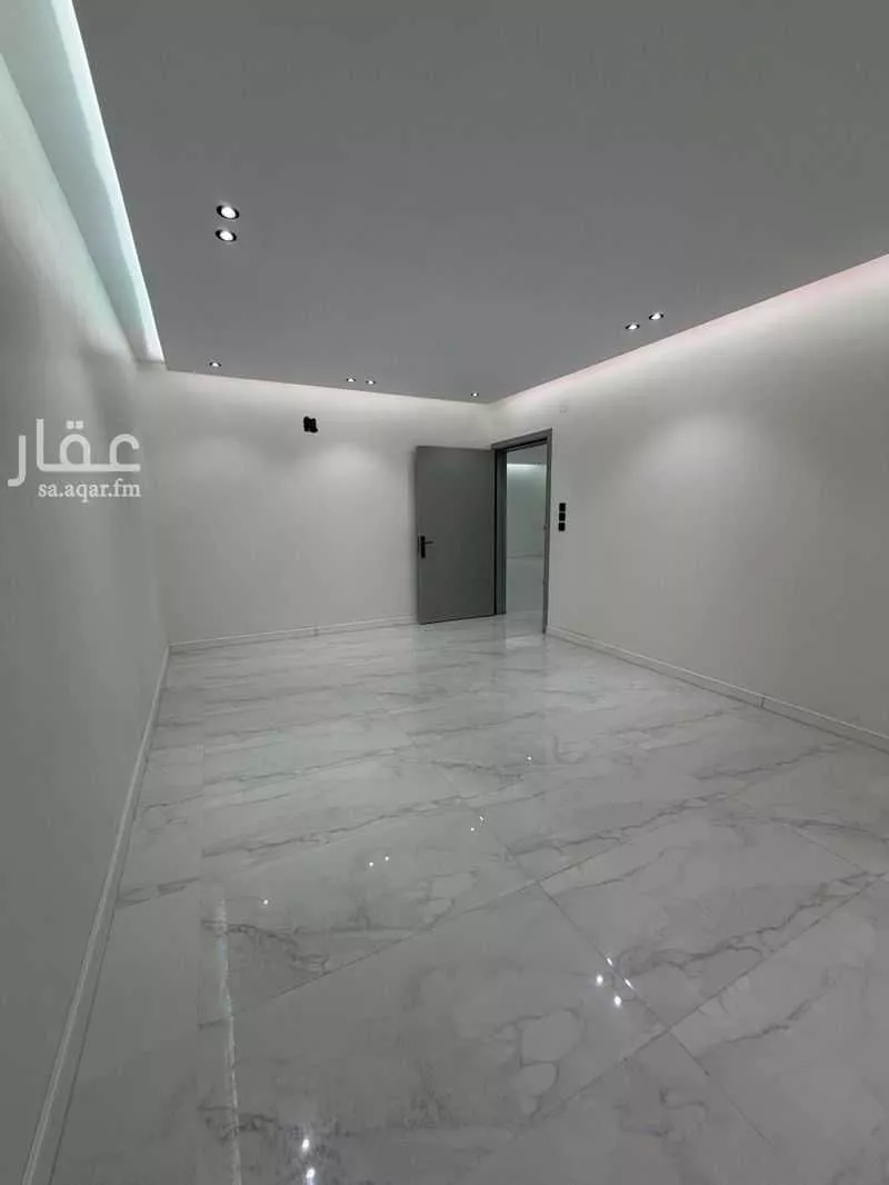 فيلا 5 غرف في الرمال 13