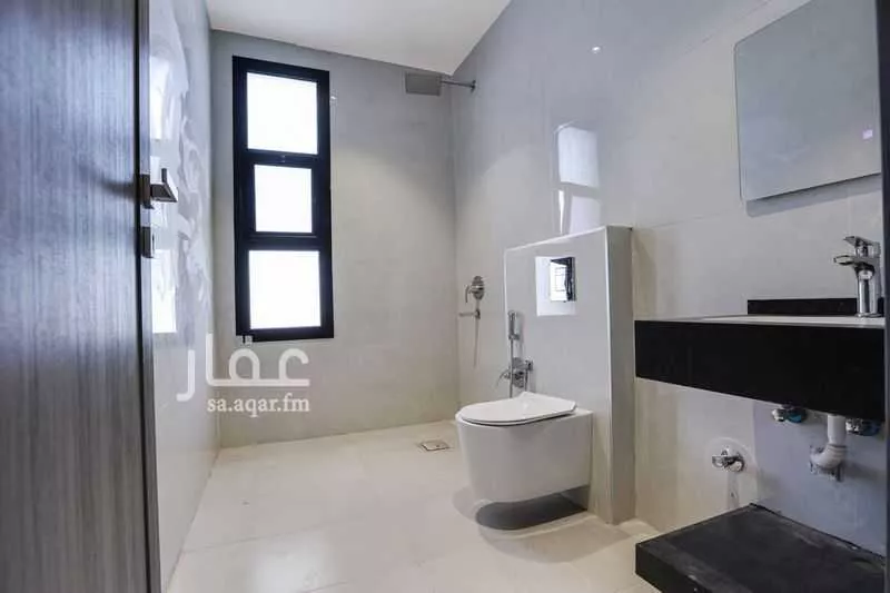 فيلا 5 غرف في عكاظ 26