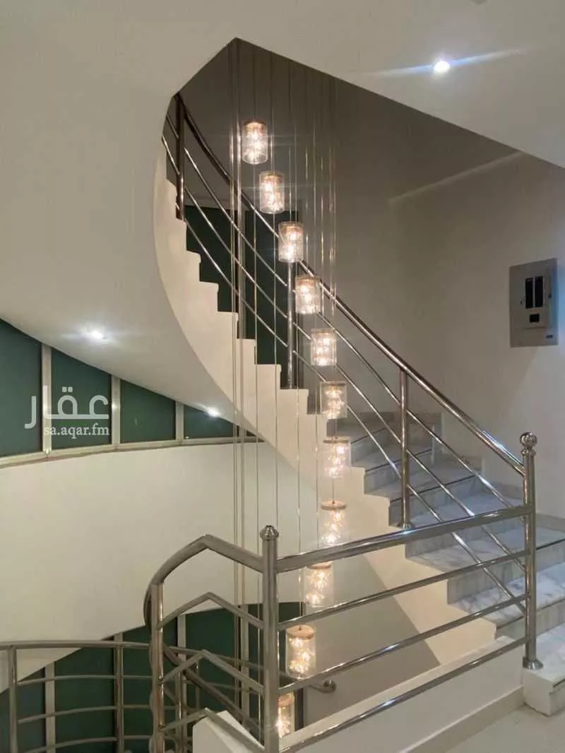 5 bedroom villa in King Abdul Aziz 2