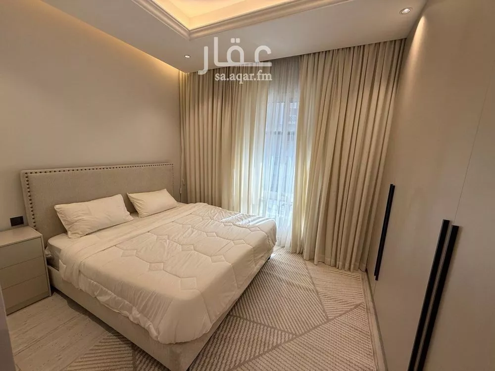 3 bedroom apartment in Al Malqa 6
