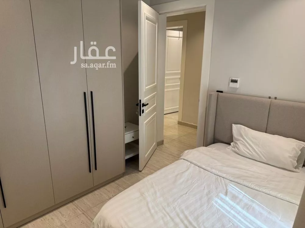 3 bedroom apartment in Al Malqa 10